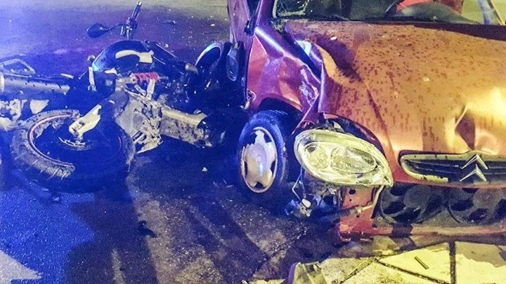 Θανατηφόρο τροχαίο στην Αλεξανδρούπολη – Ένας νεκρός και μια σοβαρά τραυματίας από τη σφοδρή σύγκρουση ΙΧ με μοτοσικλέτα